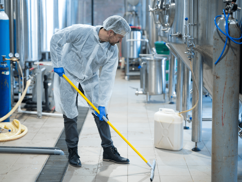 L’Importance du Nettoyage Industriel Durable